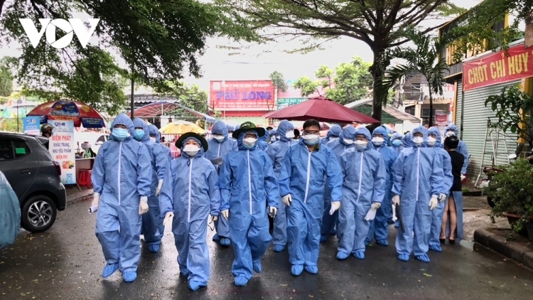 HCM City becomes biggest coronavirus epicenter as new cases surge